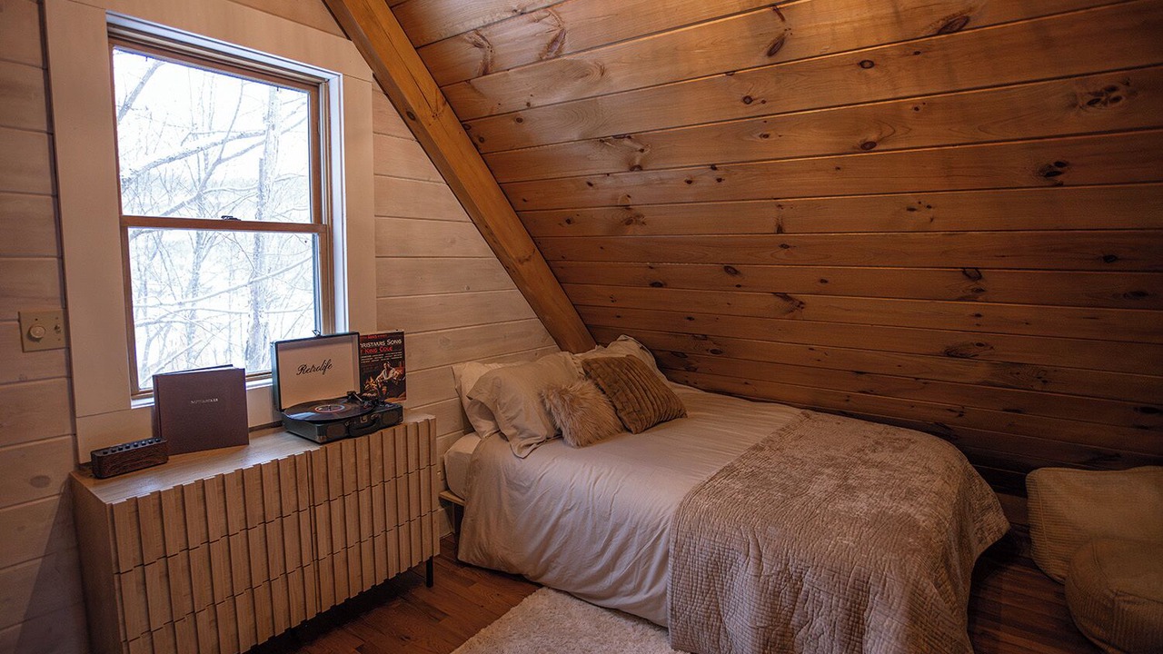 Photo of Bedroom in Slatyfork Farm