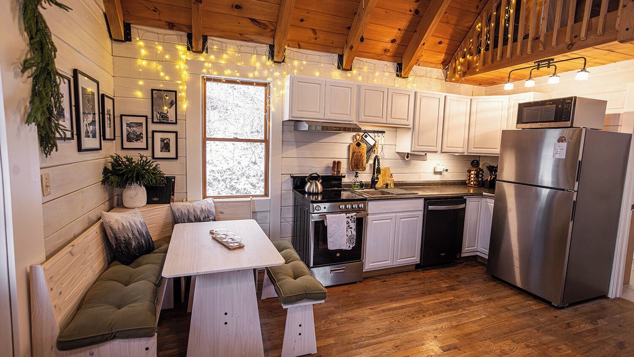 Photo of Kitchen in Slatyfork Farm