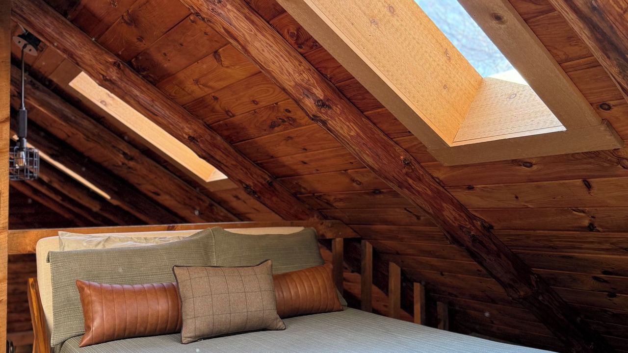 Photo of Bedroom in Lost River
