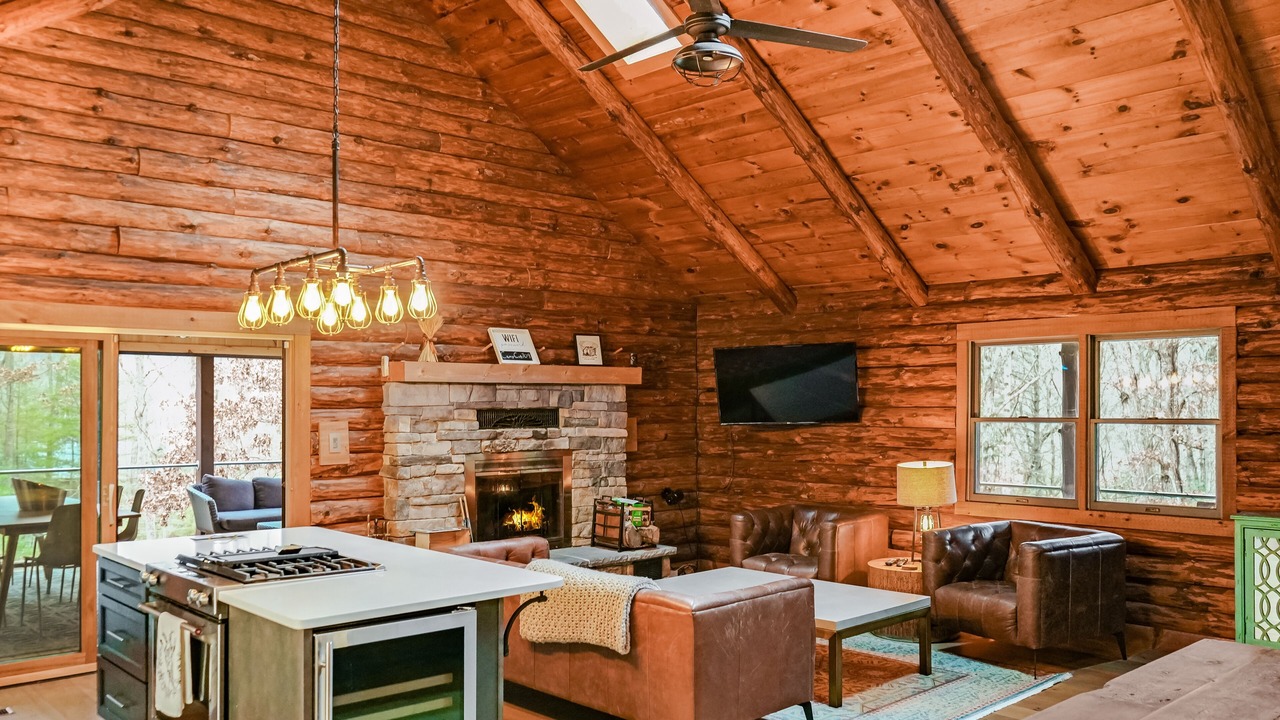 Photo of Bedroom in Lost River