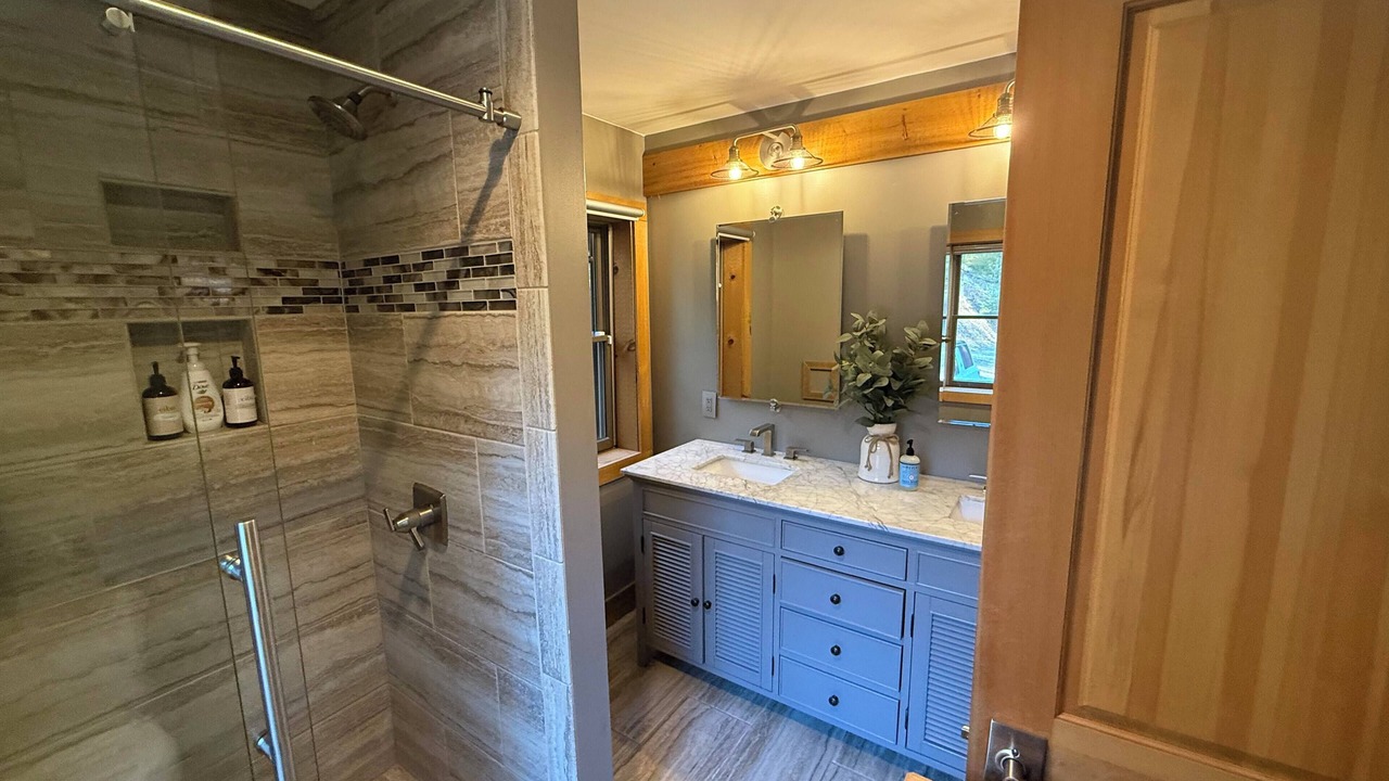 Photo of Bathroom in Lost River