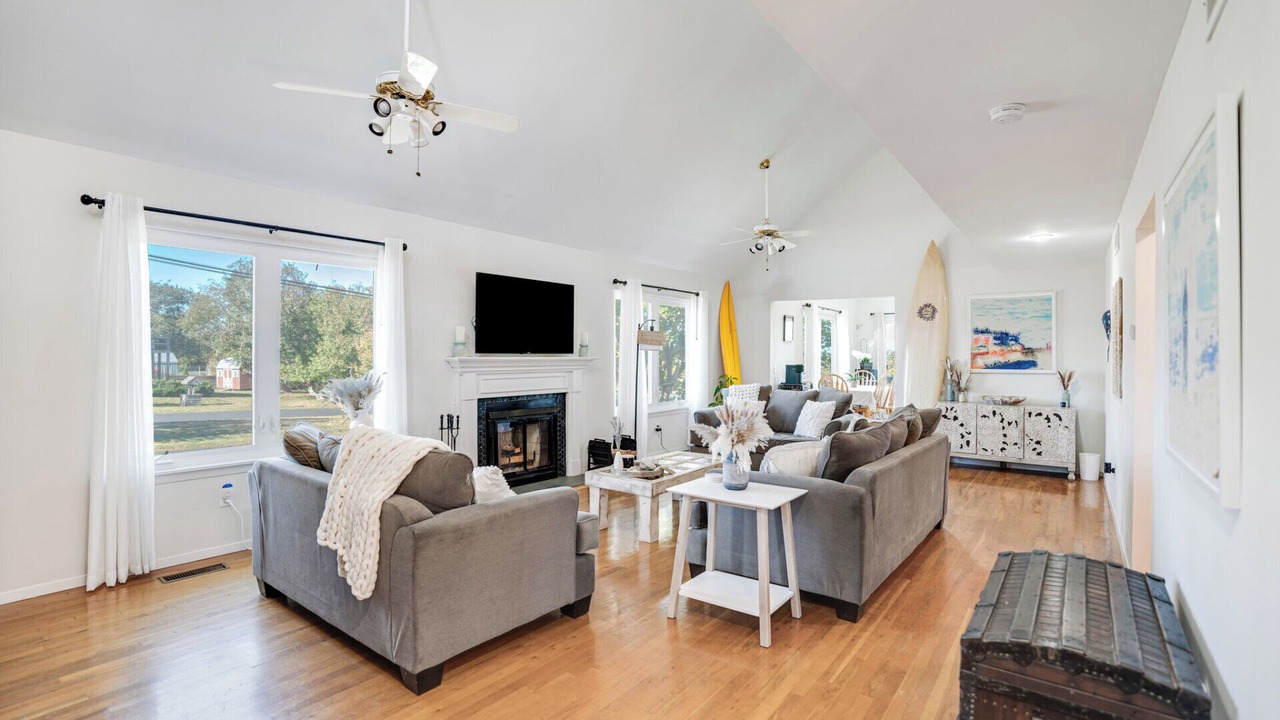 Photo of Livingroom in Montauk