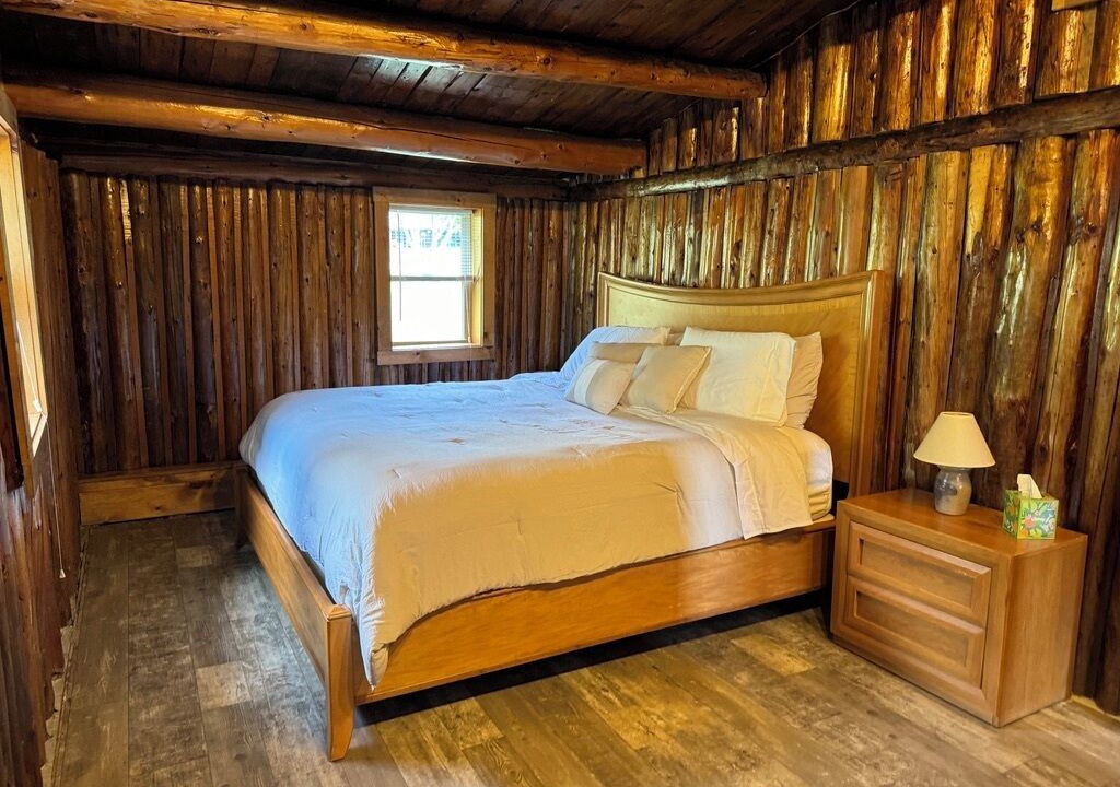 Photo of Bedroom in Pittsburg