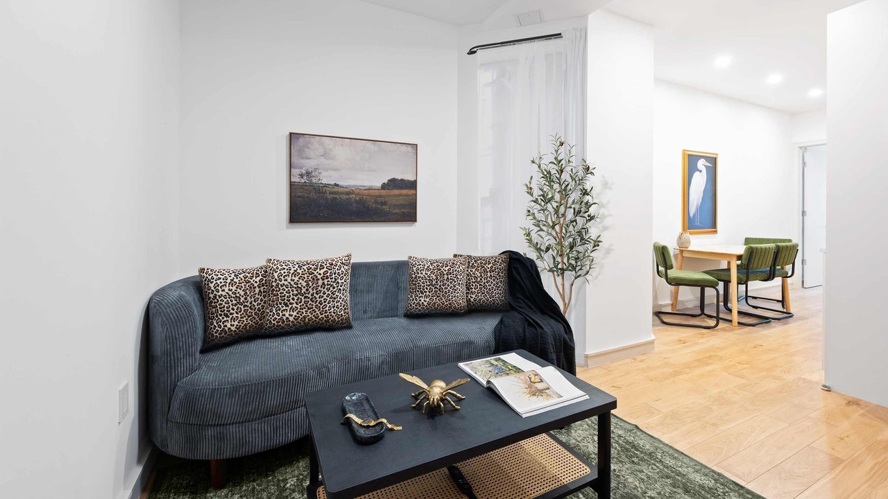 Photo of Livingroom in Rose Hill