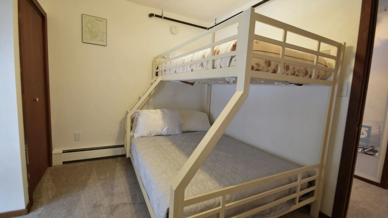 Photo of Bedroom in Hancock