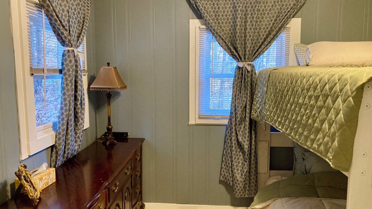 Photo of Bedroom in Conway