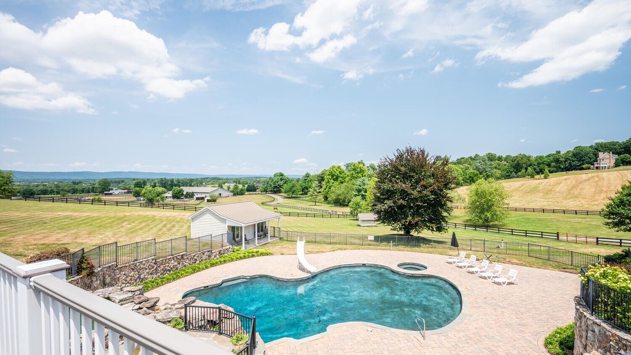 Photo of Outdoor in Leesburg