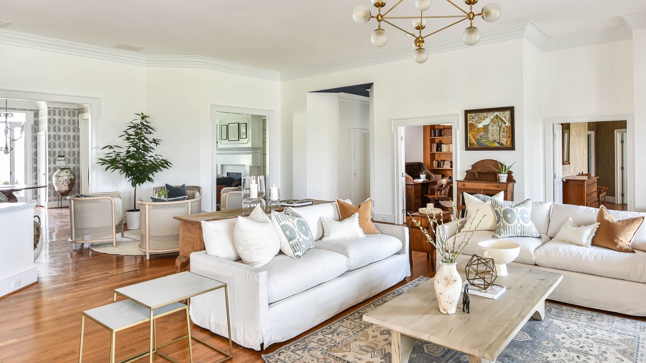 Photo of Livingroom in Leesburg