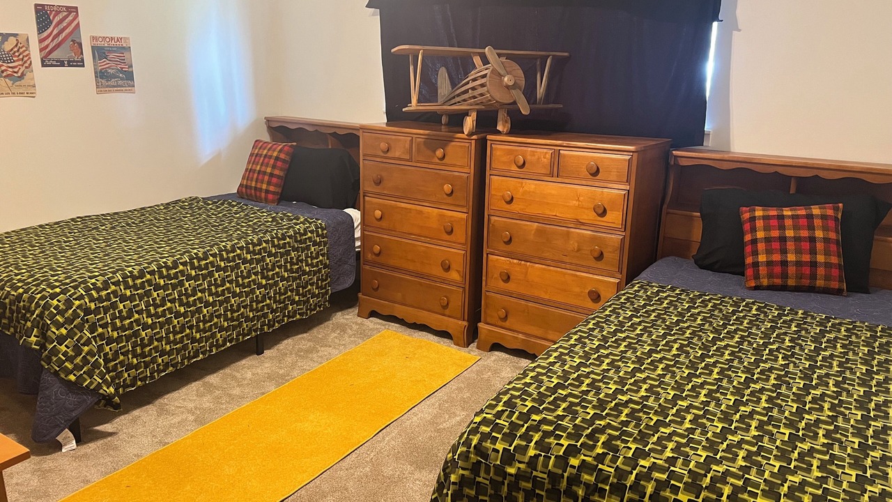 Photo of Bedroom in Alvin