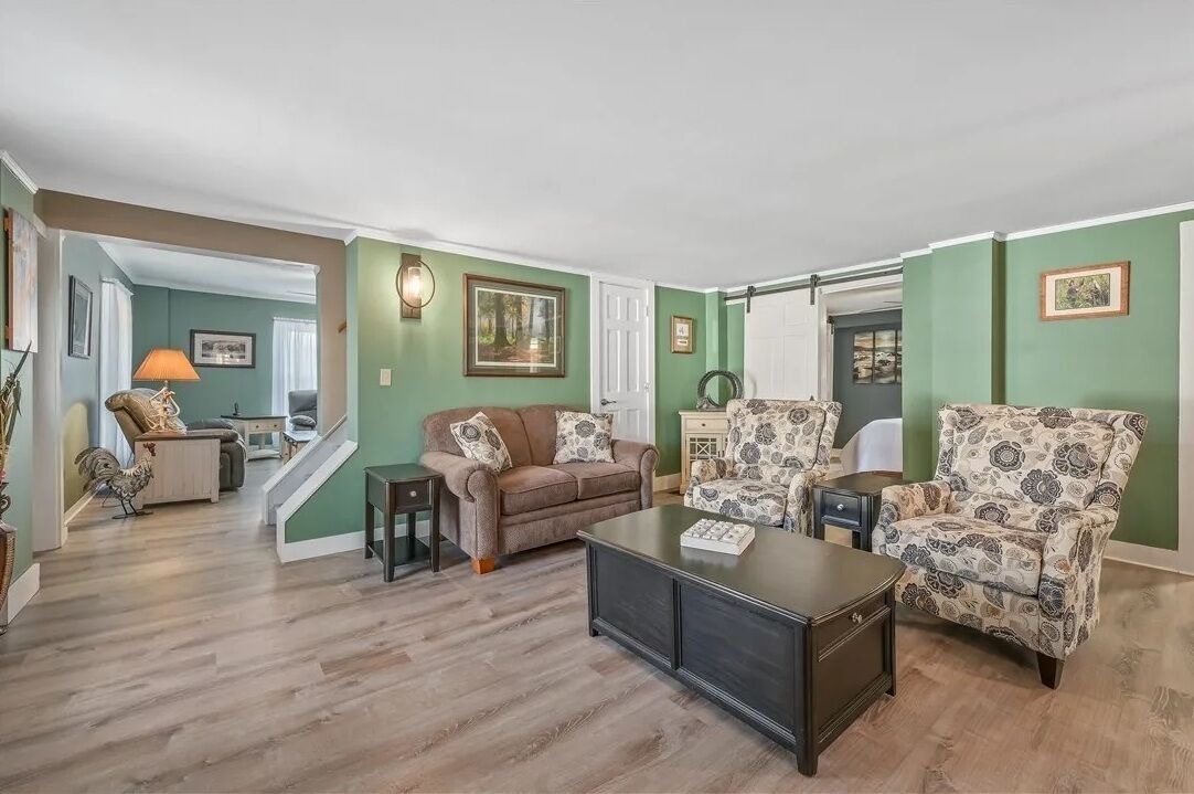 Photo of Livingroom in West Oneonta
