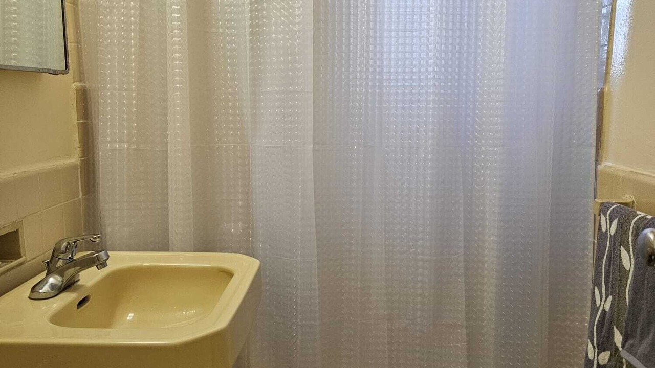 Photo of Bathroom in East Bronx