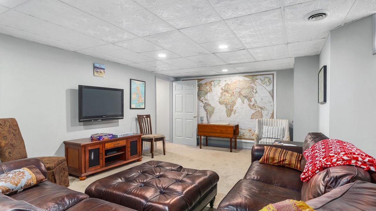 Photo of Livingroom in Saratoga Springs