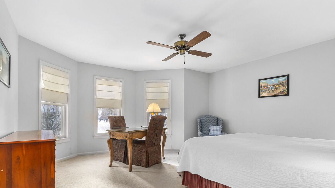 Photo of Bedroom in Saratoga Springs