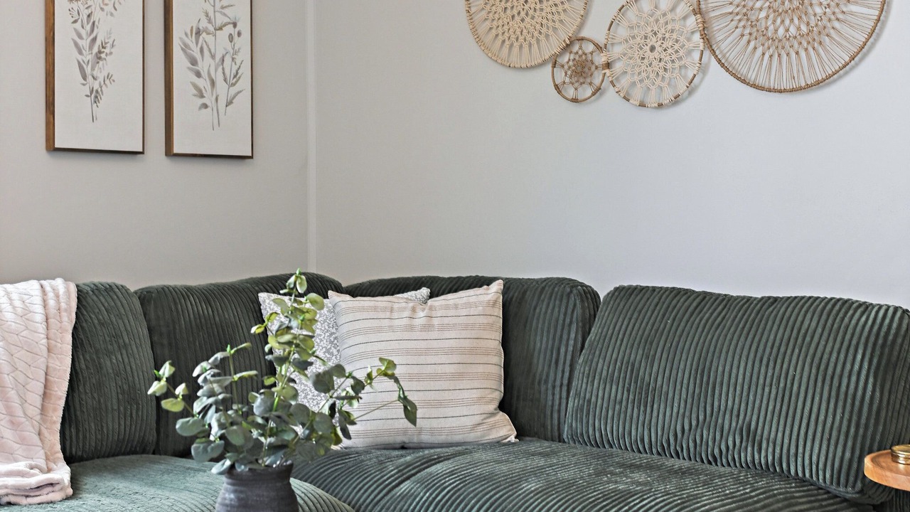 Photo of Livingroom in Leesburg's Old and Historic District