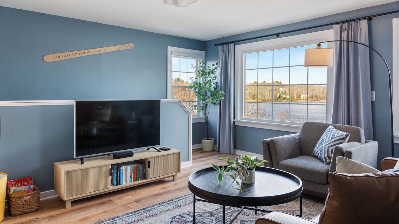 Photo of Livingroom in Belmont