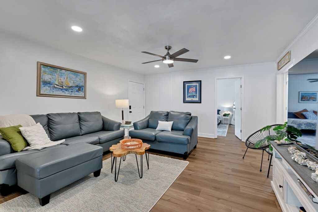Photo of Livingroom in Chic's Beach