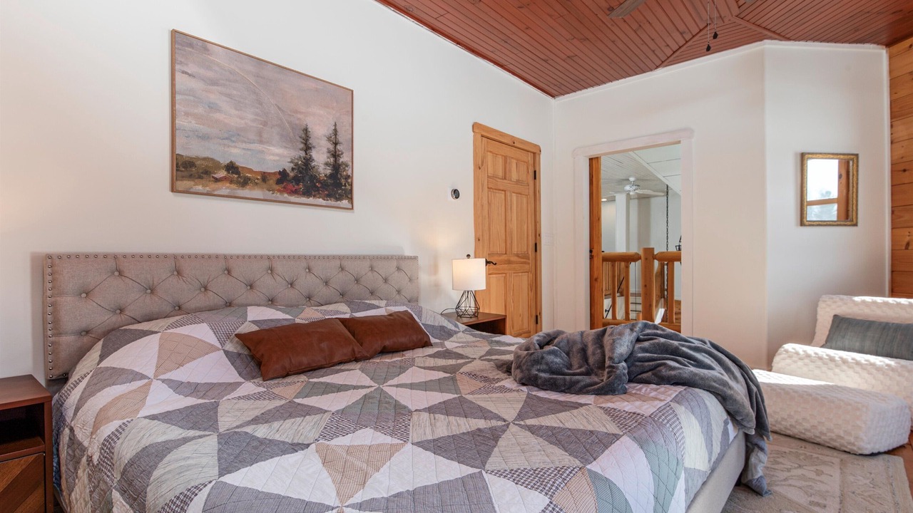 Photo of Bedroom in Bakersfield