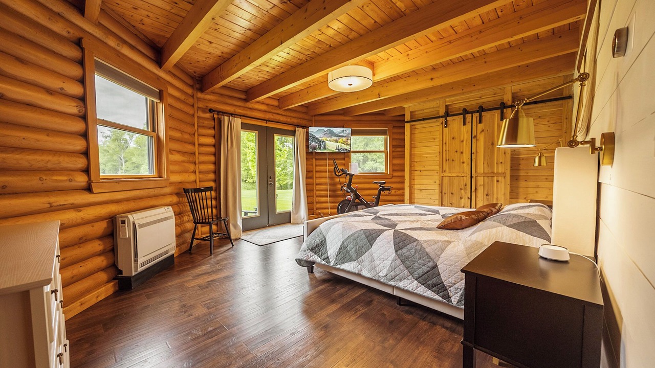 Photo of Bedroom in Bakersfield