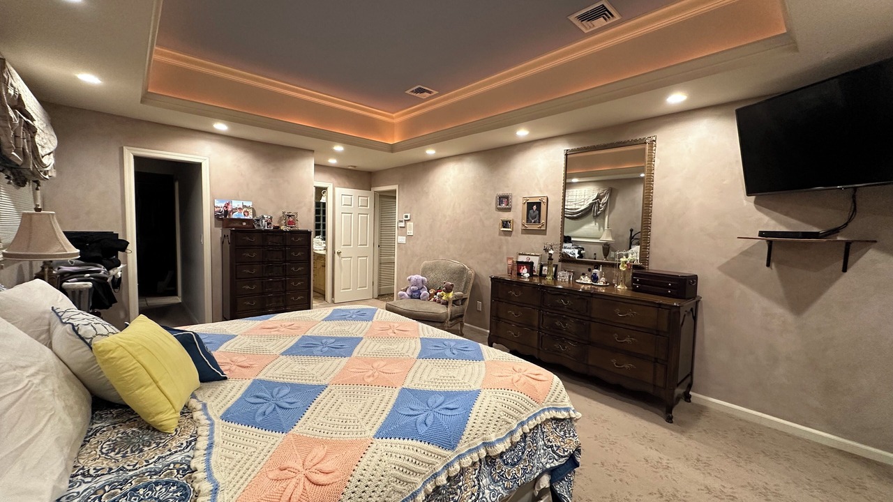 Photo of Bedroom in Woodbury
