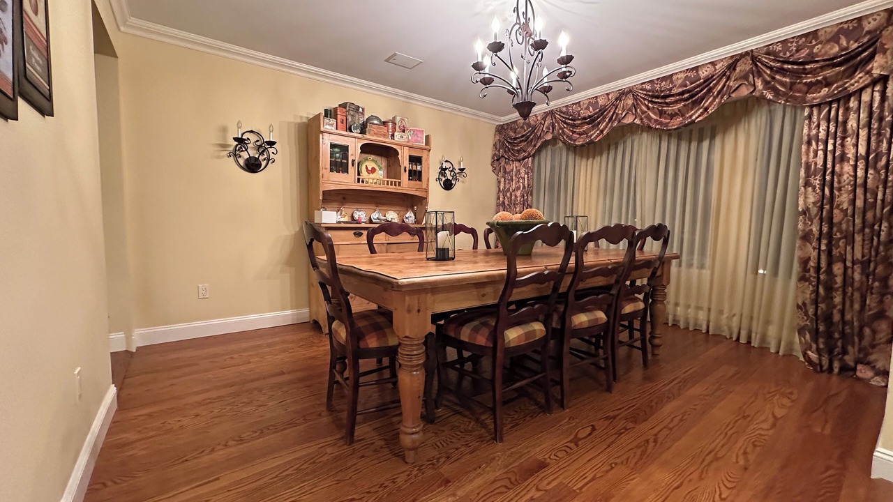 Photo of Livingroom in Woodbury
