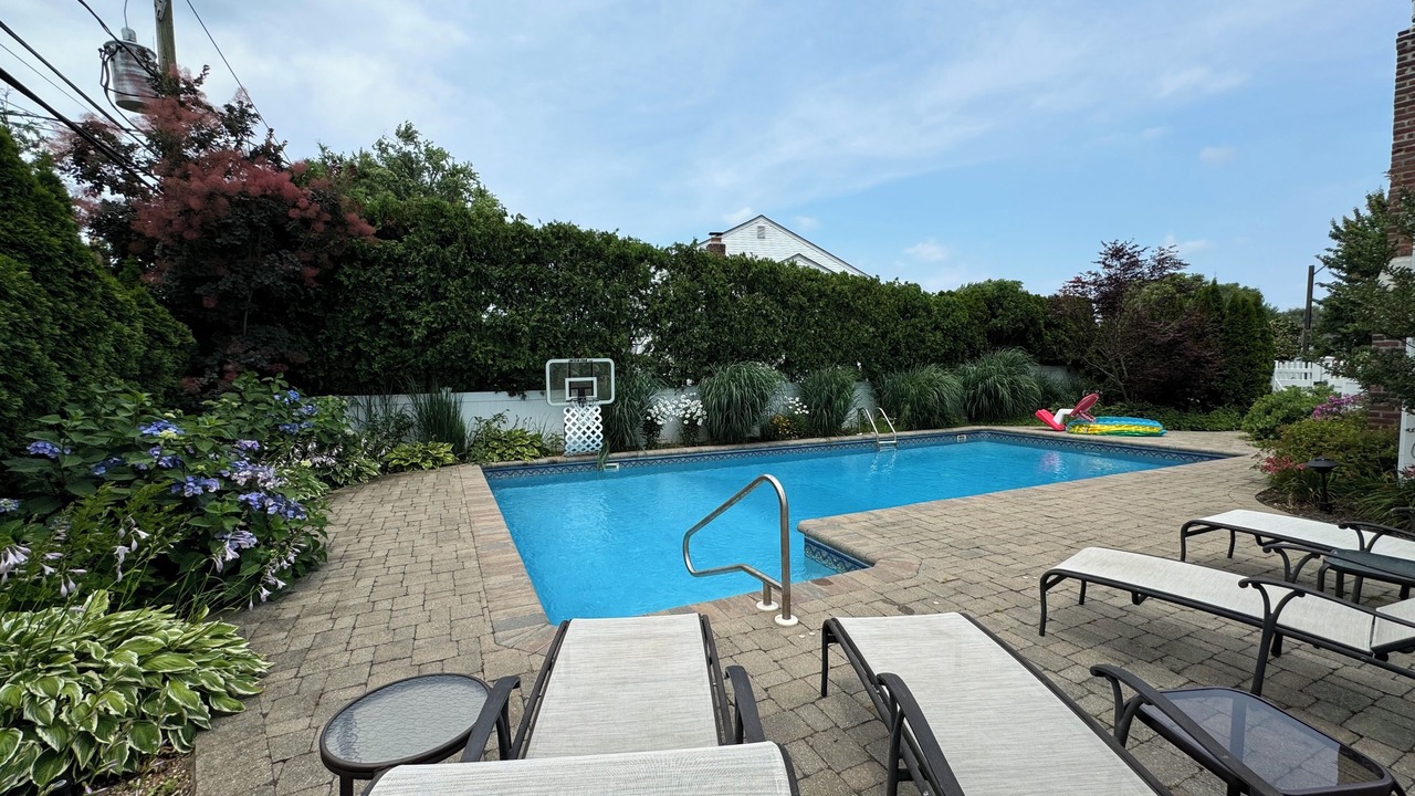 Photo of Outdoor in Woodbury