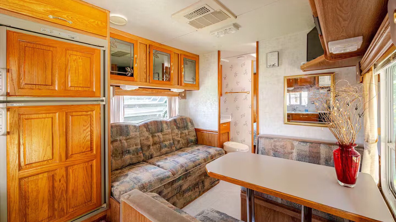 Photo of Livingroom in Town of New Baltimore