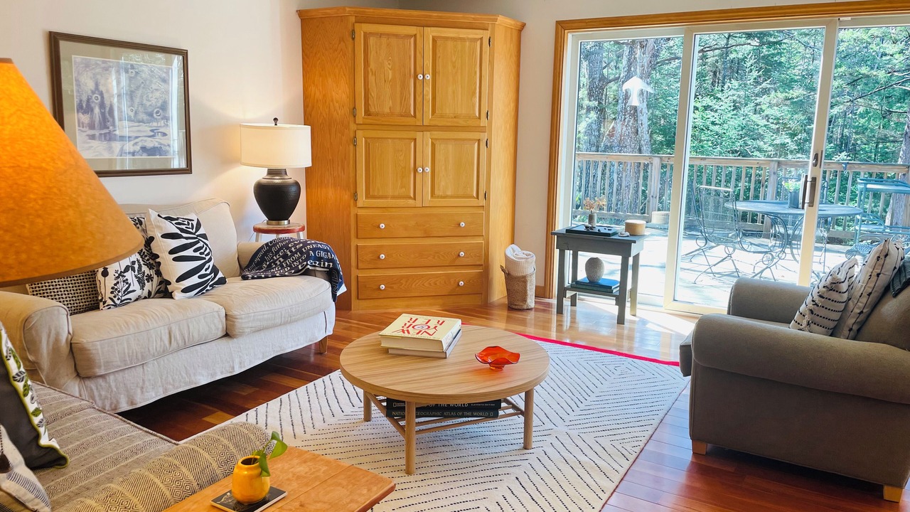 Photo of Livingroom in Town Hill