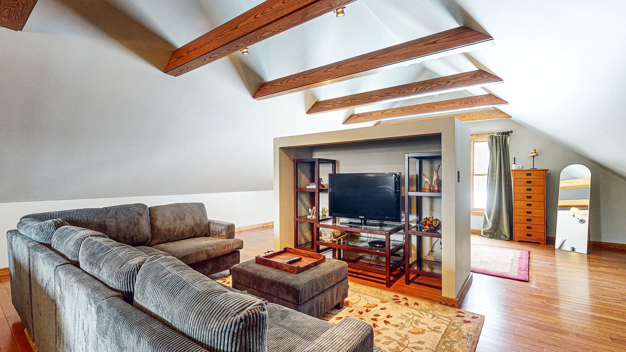 Photo of Livingroom in Bethel