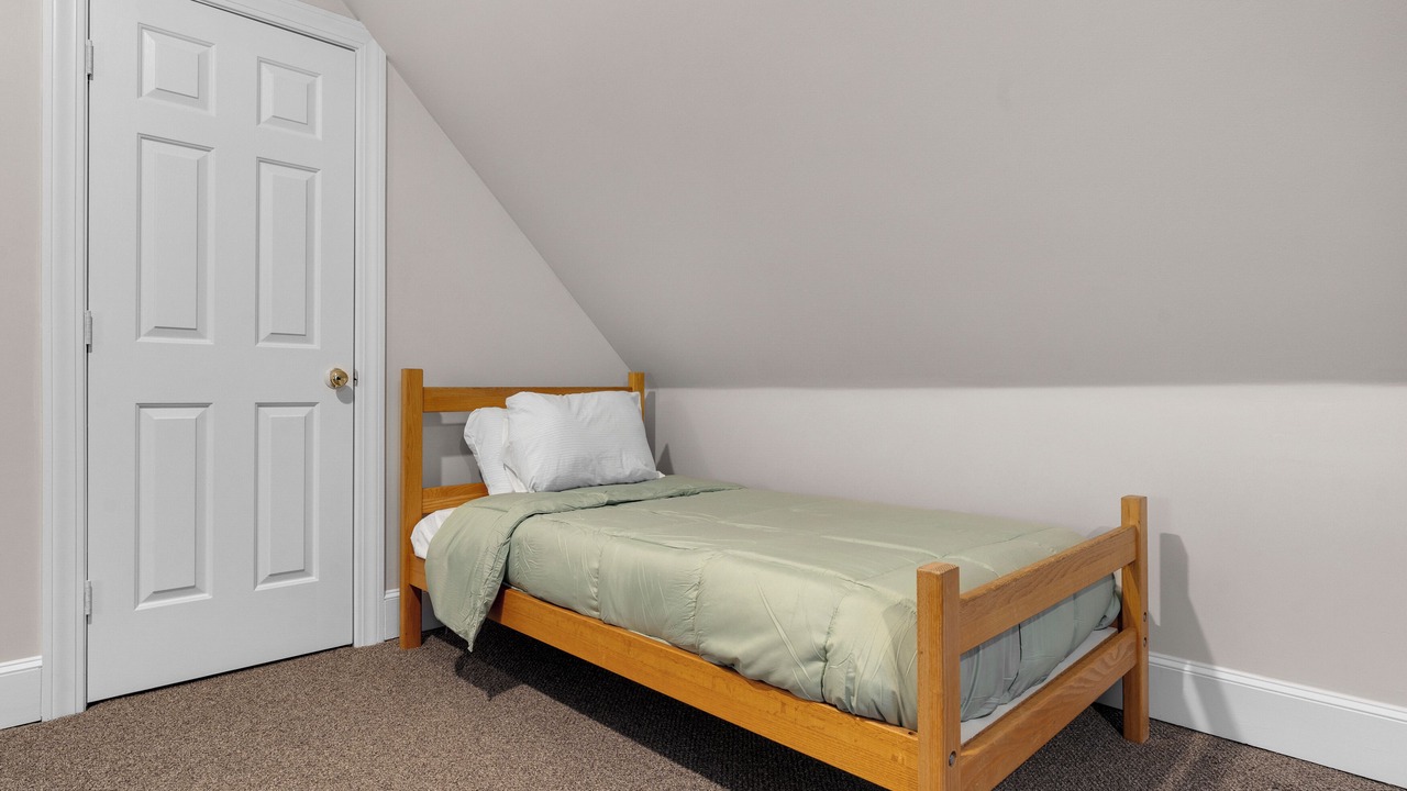 Photo of Bedroom in Rumford Center