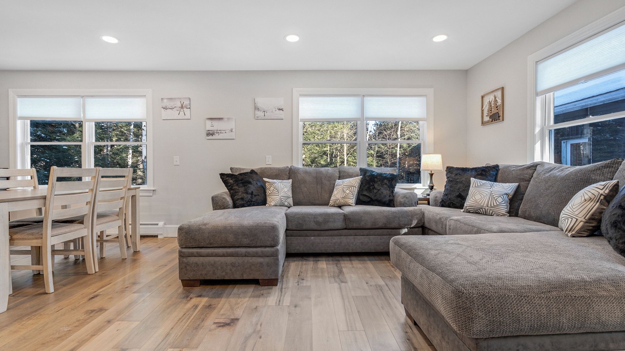Photo of Livingroom in Rumford Center