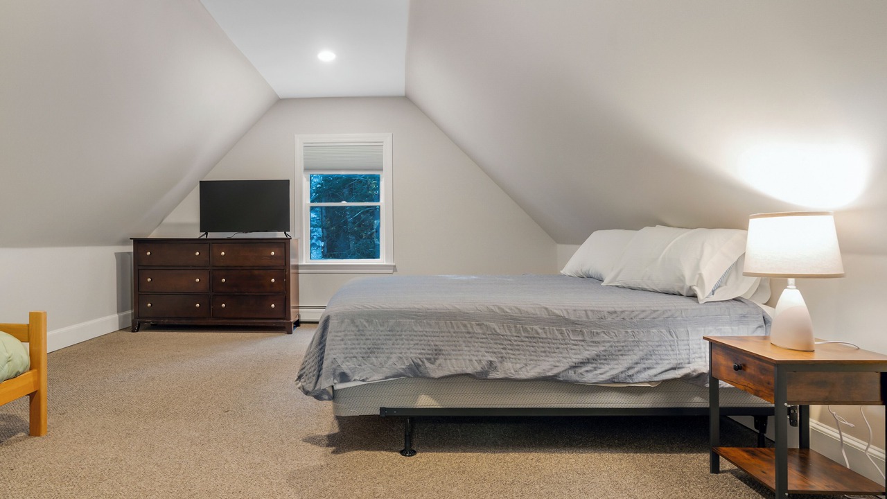 Photo of Bedroom in Rumford Center