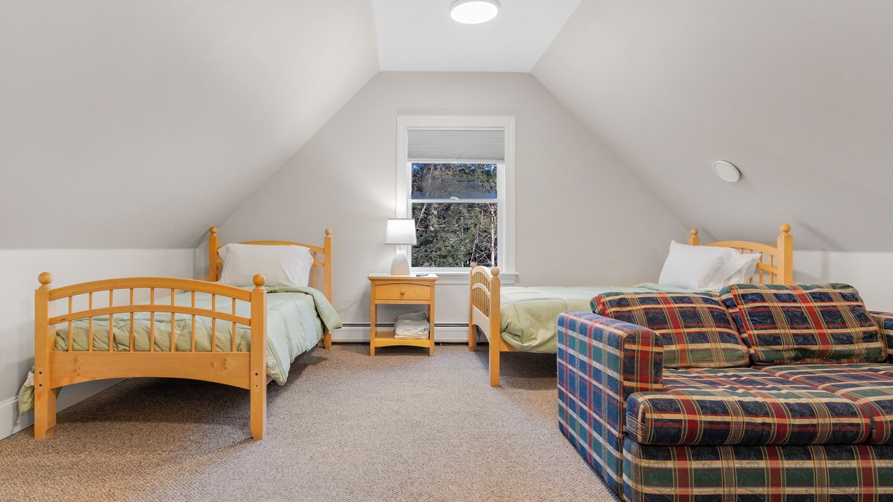 Photo of Bedroom in Rumford Center