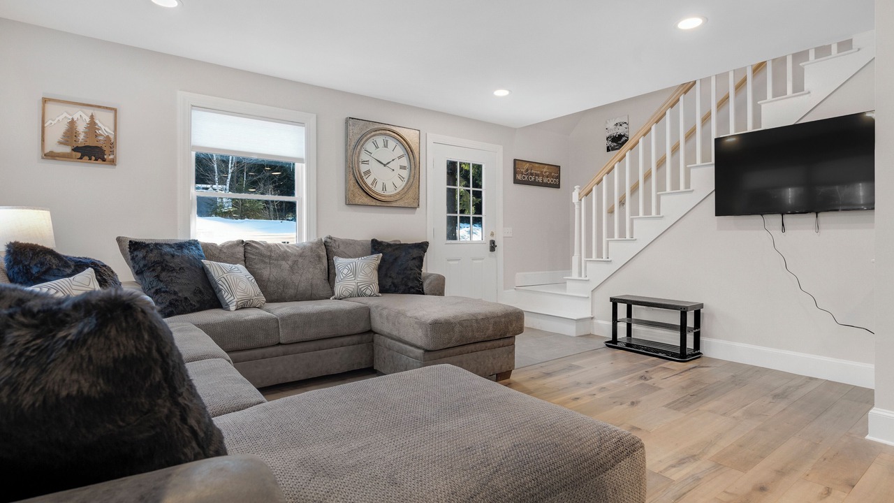 Photo of Livingroom in Rumford Center