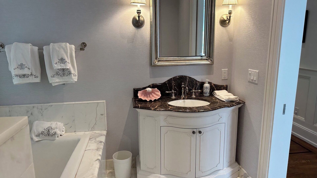 Photo of Bathroom in Village of Southampton