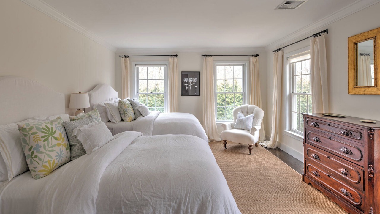 Photo of Bedroom in Sagaponack