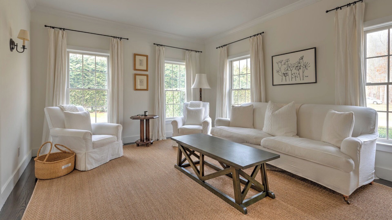 Photo of Livingroom in Sagaponack