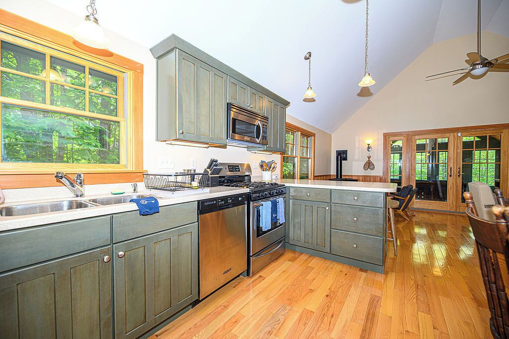 Photo of Kitchen in Blodgett Landing
