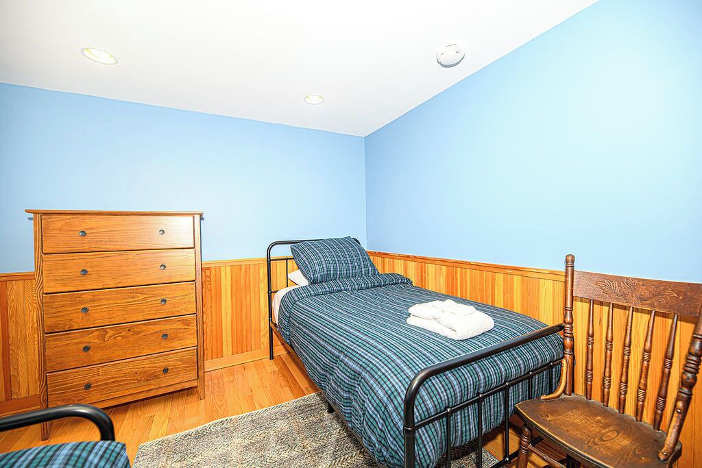 Photo of Bedroom in Blodgett Landing