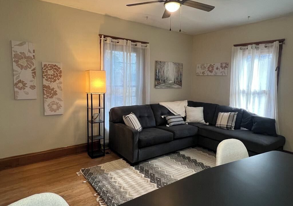 Photo of Livingroom in Cortland