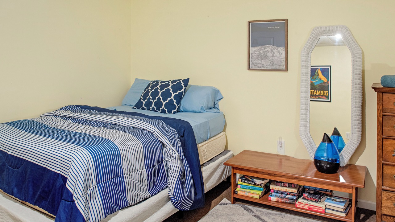 Photo of Bedroom in Williamsville