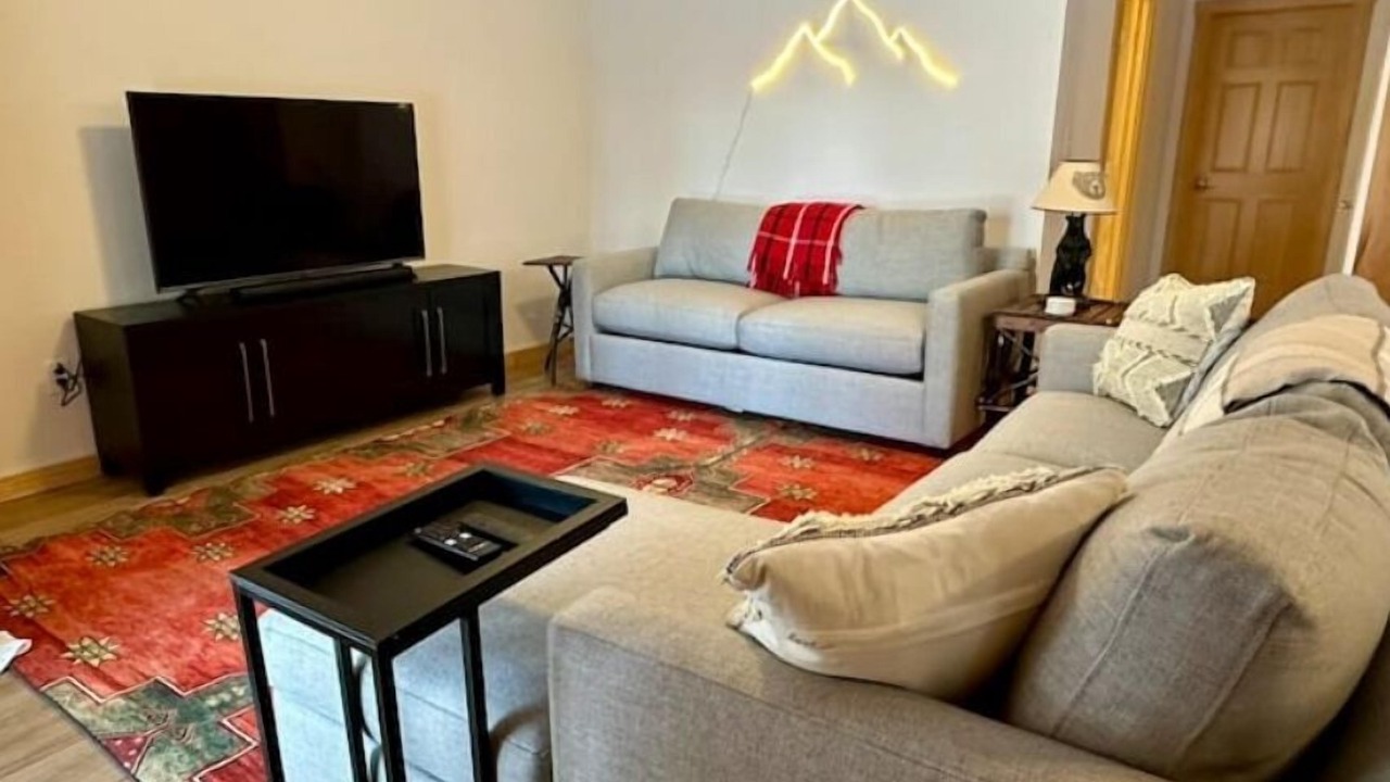 Photo of Livingroom in Keene