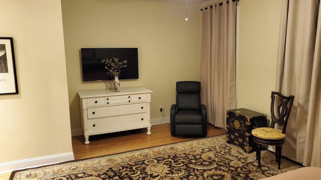 Photo of Bedroom in Albany