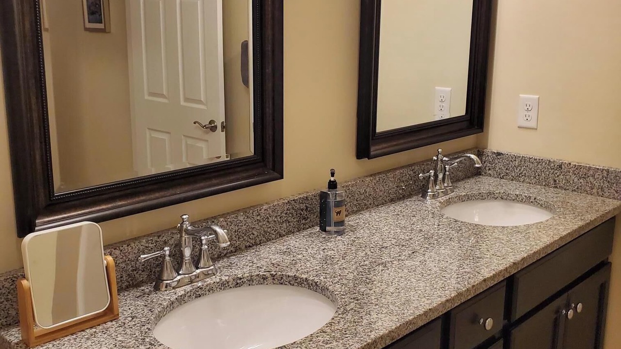 Photo of Bathroom in Albany