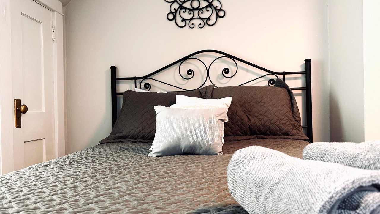 Photo of Bedroom in Luray