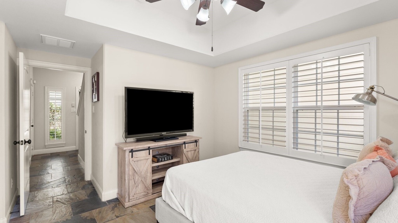 Photo of Bedroom in Shady Acres