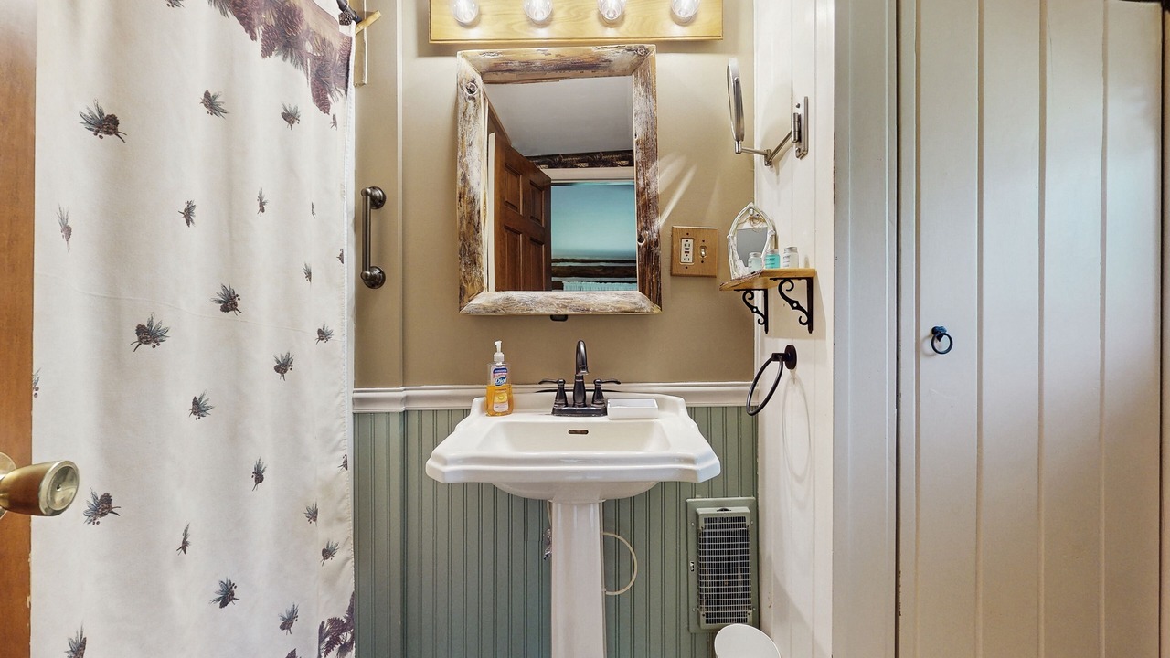 Photo of Bathroom in Bolton Landing