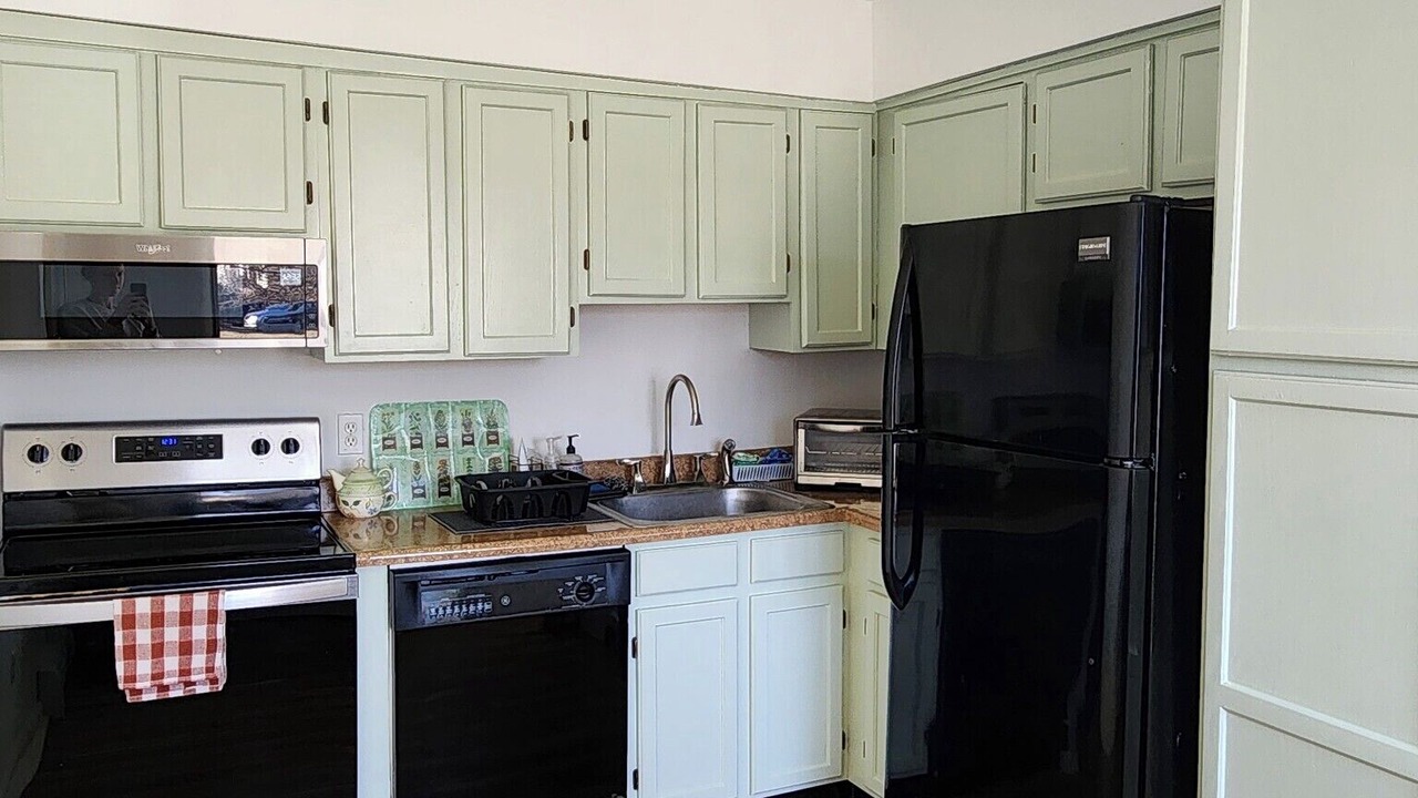 Photo of Kitchen in Firthcliffe