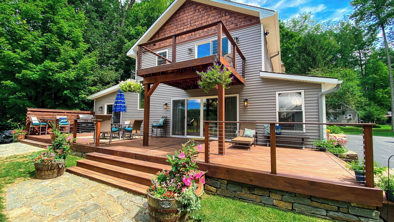Photo of Patio Balcony in Fort Ann