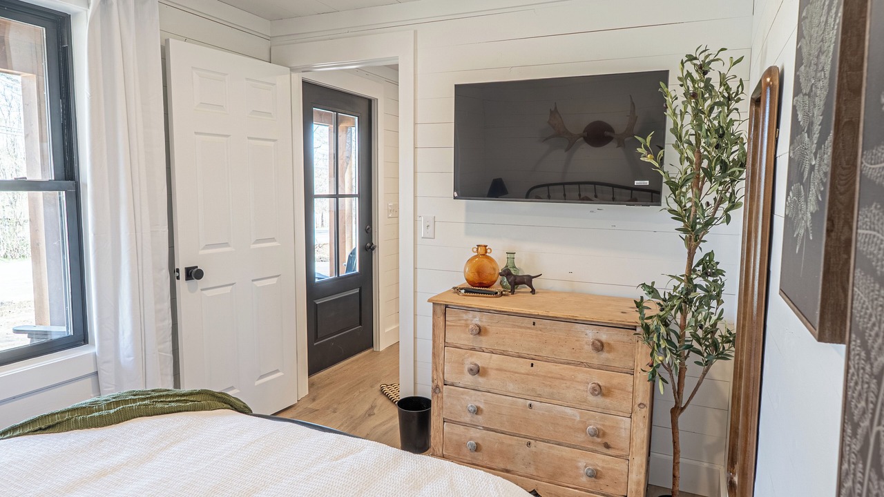 Photo of Bedroom in Fort Ann