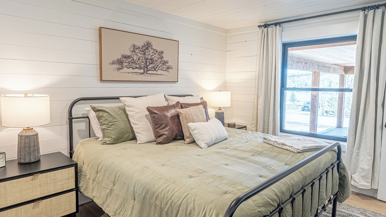Photo of Bedroom in Fort Ann